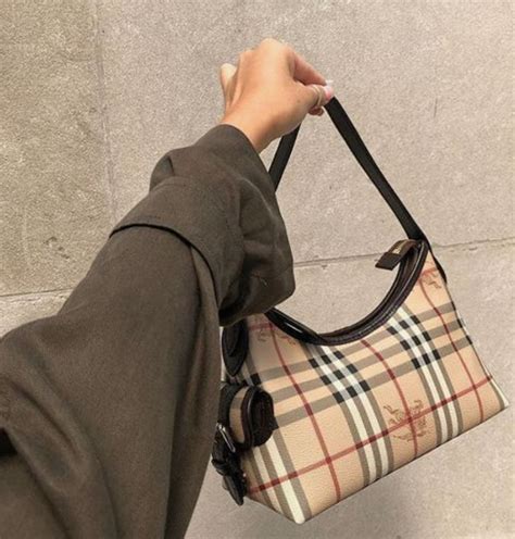 burberry tassen leer|Women’s Designer Bags .